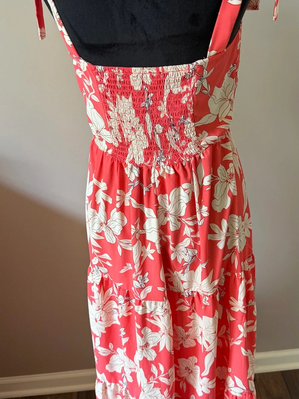 Social Standard By Sanctuary Floral Tiered Maxi Dress in Coral & Ivory Small